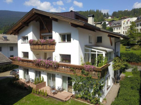 Apartments Montblanc Sella Ortisei